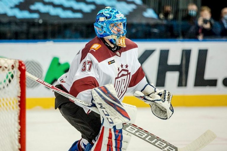 Ivans Naļimovs, hokejazinas.com