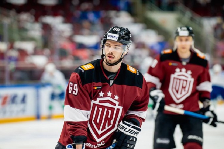 Nikolajs Jeļisejevs, hokejazinas.com