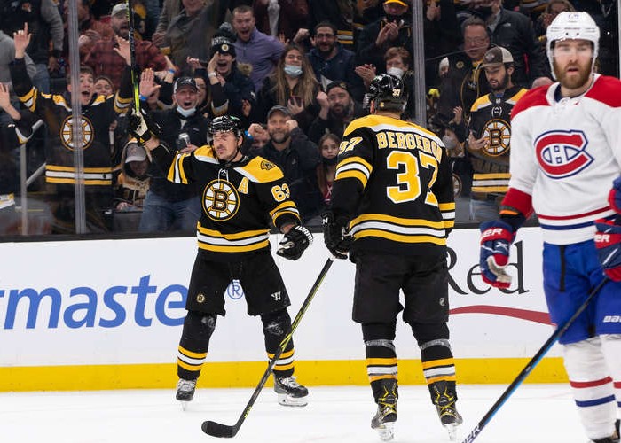 Bostonas "Bruins", hokejazinas.com