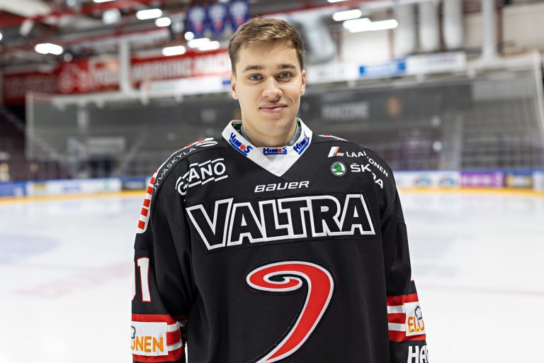 Daniels Bērziņš, hokejazinas.com