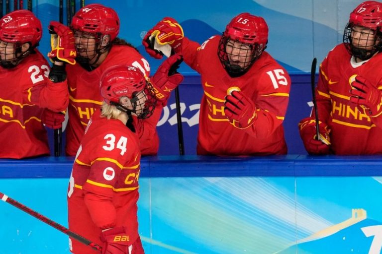 Ķīnas sieviešu izlase, hokejazinas.com
