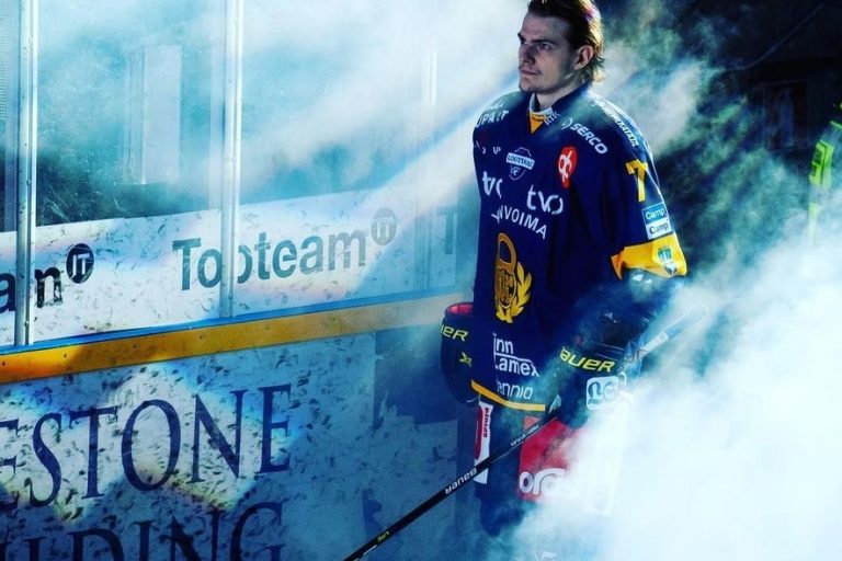 Jānis Švanenbergs, hokejazinas.com