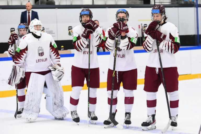Latvijas U-18 hokeja izlase, hokejazinas.com