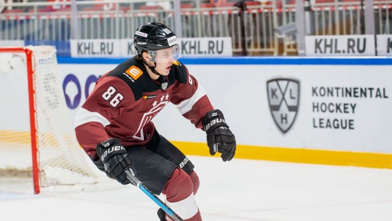 Daņila Larionovs, hokejazinas.com