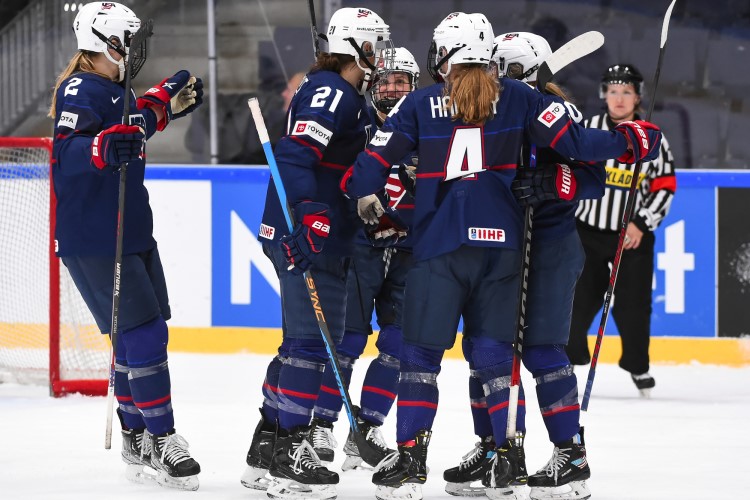 ASV un Ungārijas sieviešu hokeja izlases, hokejazinas.com