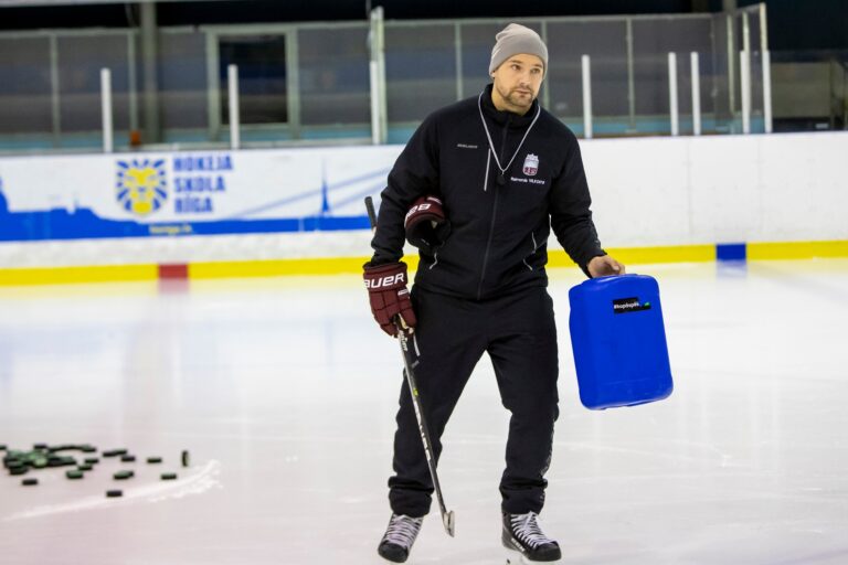 Raimonds Vilkoits, hokejazinas.com