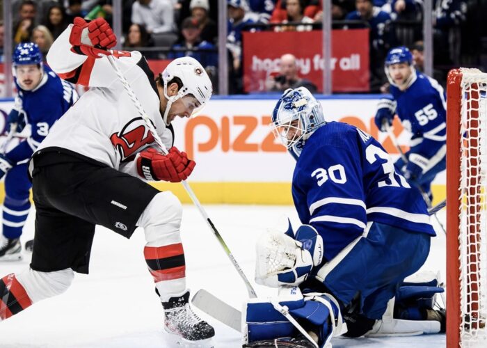 Ņūdžersijas "Devils" un Toronto "Maple Leafs", hokejazinas.com