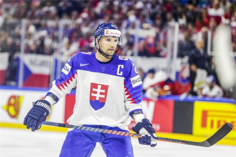 Andrejs Sekera, Hokejazinas.com