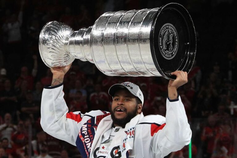 Devante Smits Pelijs, hokejazinas.com