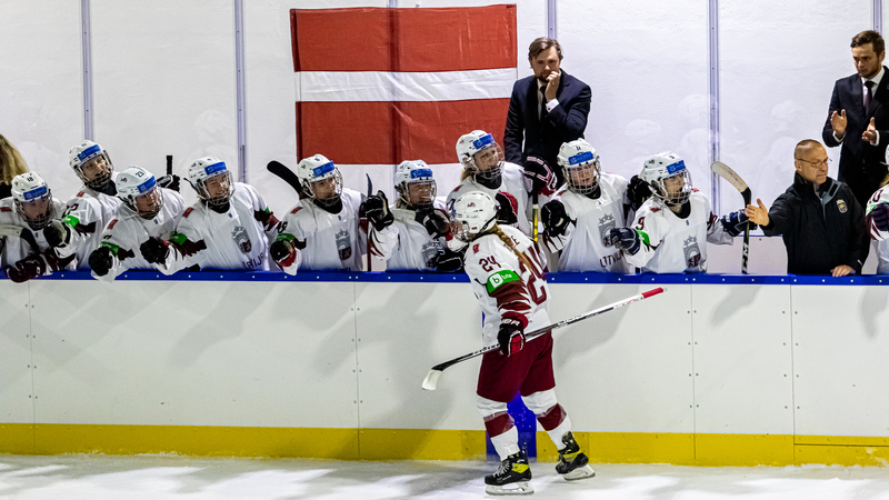 Latvijas U-18 meiteņu hokeja izlase, hokejazinas.com