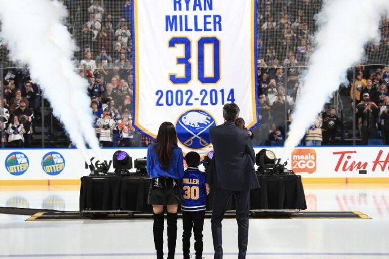 Raiens Millers, hokejazinas.com