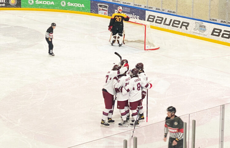 Latvijas U-18 hokeja izlase, hokejazinas.com