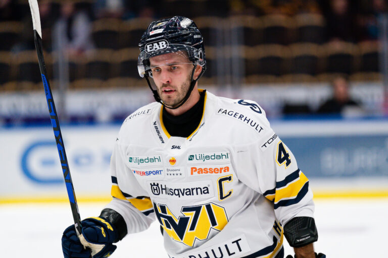 Niklass Hjalmarsons, hokejazinas.com