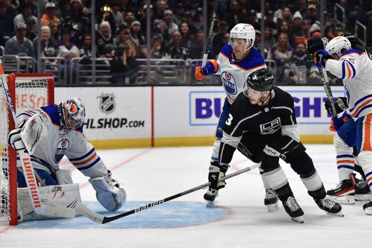 Losandželosas "Kings" un Edmontonas "Oilers", hokejazinas.com