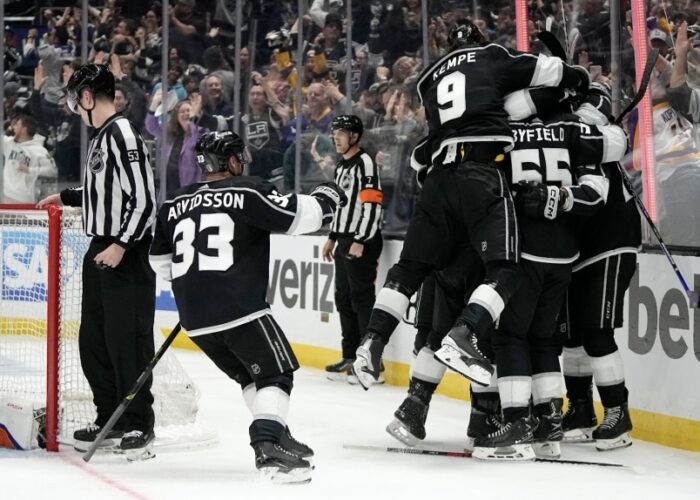 Losandželosas "Kings" un Edmontonas "Oilers", hokejazinas.com