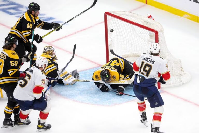 Bostonas "Bruins" un Floridas "Panthers", hokejazinas.com