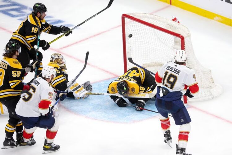 Bostonas "Bruins" un Floridas "Panthers", hokejazinas.com