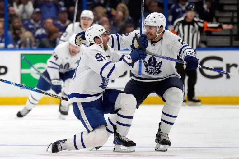 Toronto "Maple Leafs" un Tampabejas "Lightning", hokejazinas.com