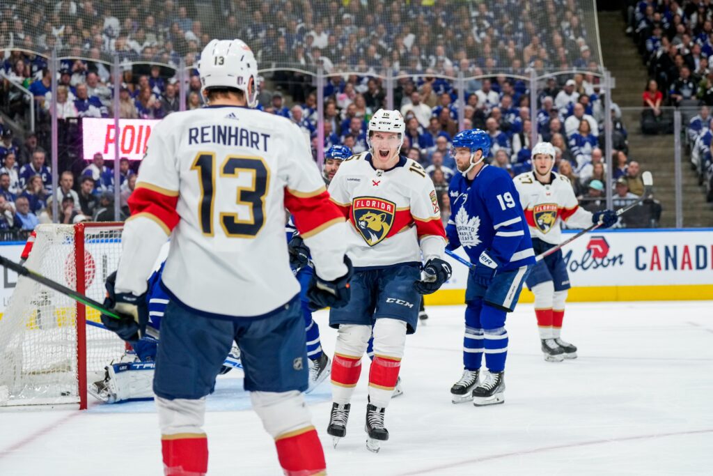 Toronto "Maple Leafs" un Floridas "Panthers", hokejazinas.com
