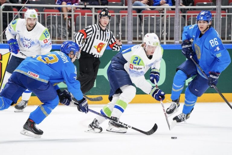 Kazahstānas un Slovēnijas hokeja izlases, hokejazinas.com