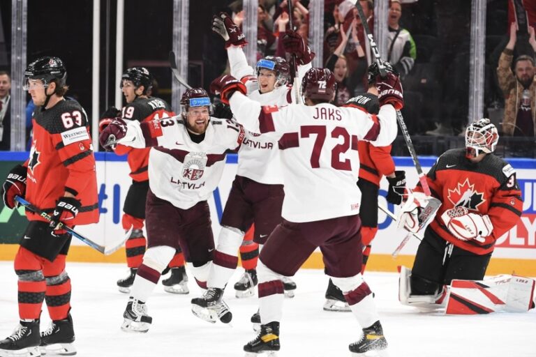 Latvijas un Kanādas hokeja izlases, hokejazinas.com