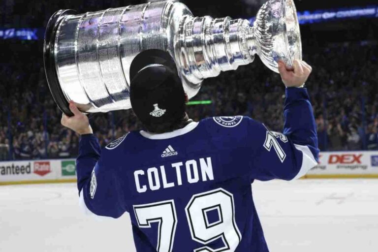 Ross Koltons, hokejazinas.com