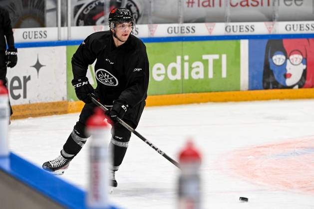 Roberts Cjunskis, hokejazinas.com