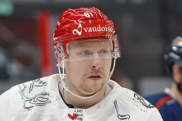 Ronalds Ķēniņš, hokejazinas.com