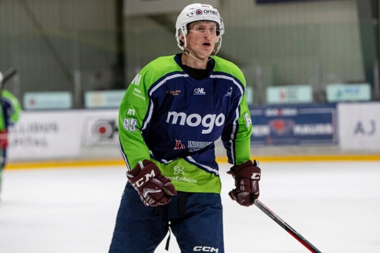 Kaspars Ziemiņš, hokejazinas.com