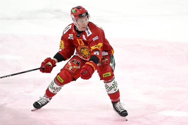 Oskars Lapinskis, hokejazinas.com