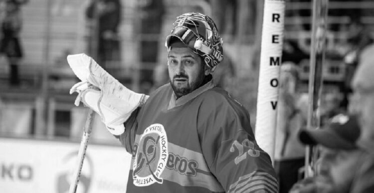 Romāns Čehmāneks, hokejazinas.com