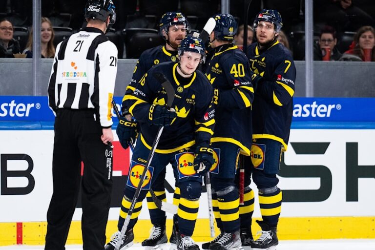 Zviedrijas hokeja izlase, Hokejazinas.com