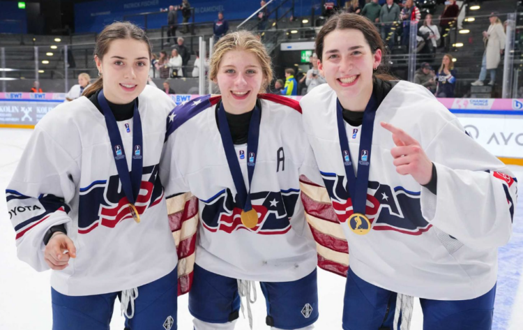 ASV U-18 meiteņu hokeja izlase, hokejazinas.com