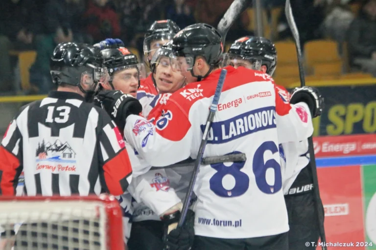 Daņila Larionovs, hokejazinas.com
