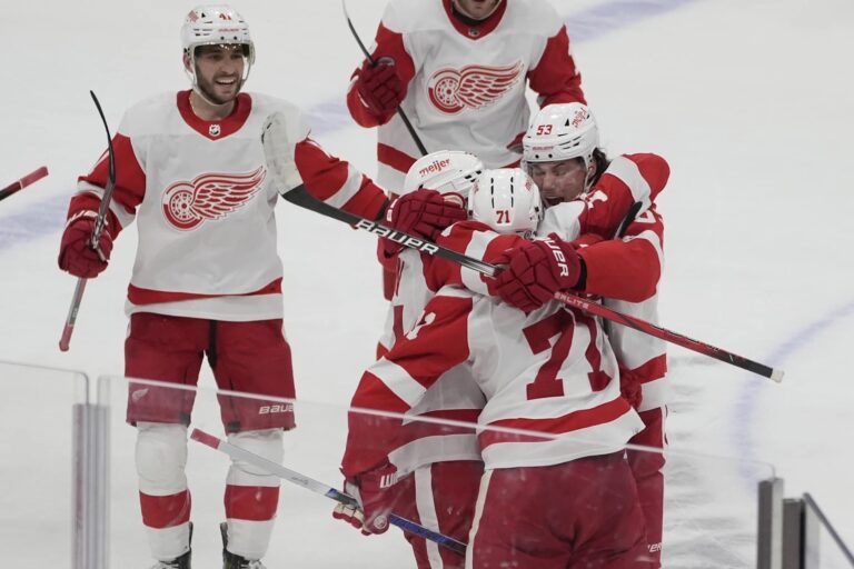 Detroitas "Red Wings", hokejazinas.com
