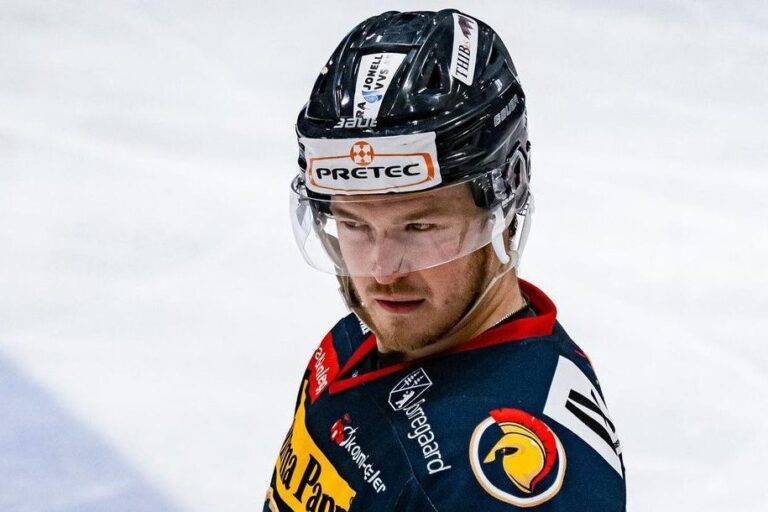 Maksims Ponomarenko, hokejazinas.com