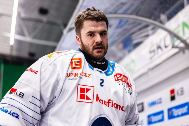 Mareks Mitens, hokejazinas.com
