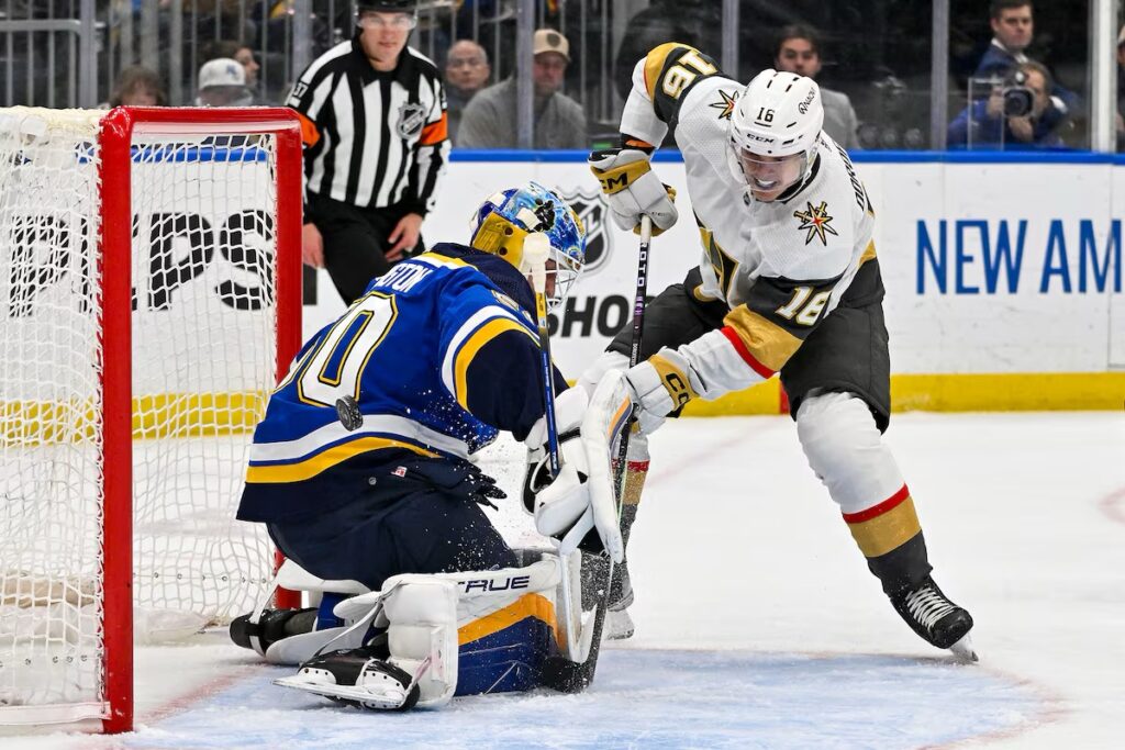 Pāvels Dorofejevs un Džordans Biningtons, Vegasas "Golden Knights" un Sentluisas "Blues", hokejazinas.com