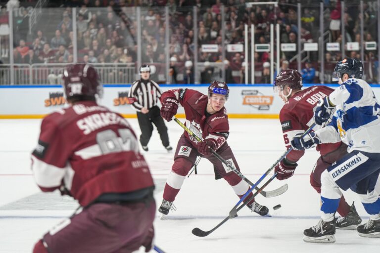 Arvils Bergmanis, hokejazinas.com