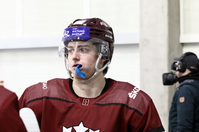 Martins Laviņš, hokejazinas.com