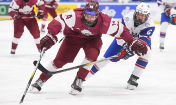 Olivers Mūrnieks, hokejazinas.com