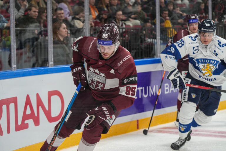 Oskars Batņa, hokejazinas.com