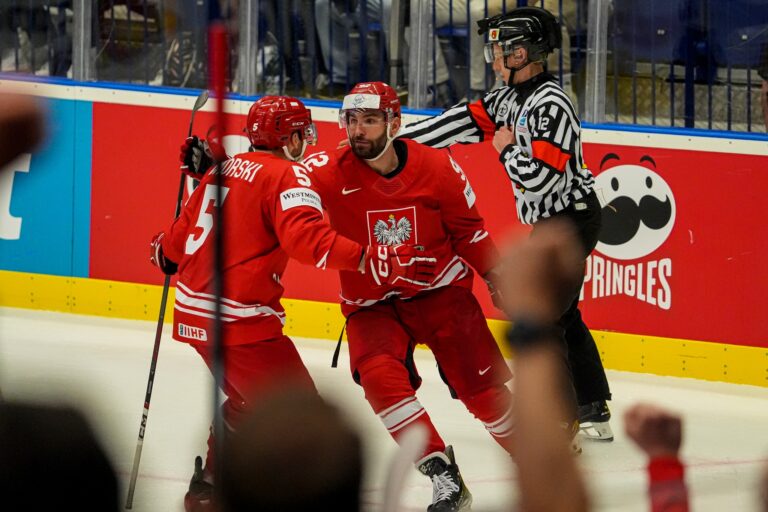 Polijas hokeja izlase, Hokejazinas.com
