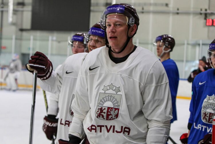 Andris Džeriņš, hokejazinas.com