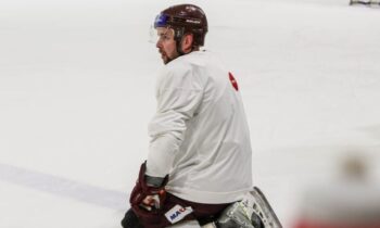 Roberts Bukarts, hokejazinas.com