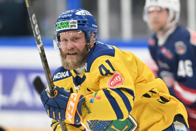 Patriks Toresens, hokejazinas.com