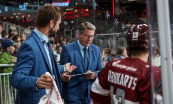 Harijs Vītoliņš, Hokejazinas.com