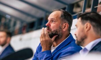 Ģirts Ankipāns, Hokejazinas.com