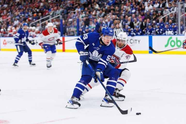 Toronto "Maple Leafs" un Monreālas "Canadiens", hokejazinas.com