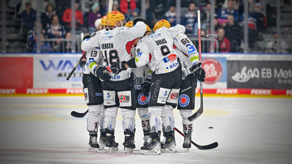 Brēmerhāfenes "Fischtown Pinguins", Hokejazinas.com